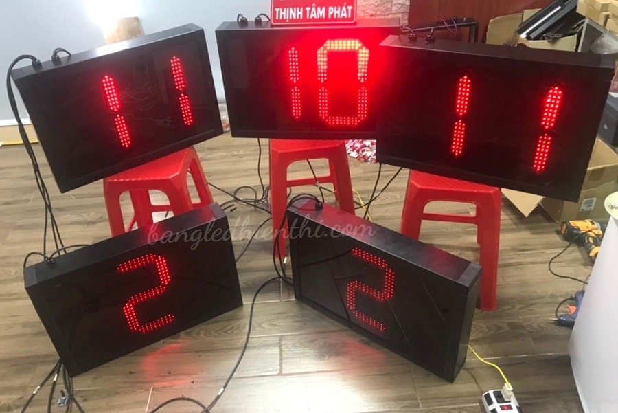 bảng-led-điện-tử-báo-số-máy-bị-lỗi